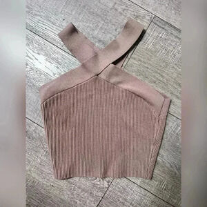 Aritzia Babaton
Sculpt Knit Criss Cross
Cropped Tank Taupe Size M